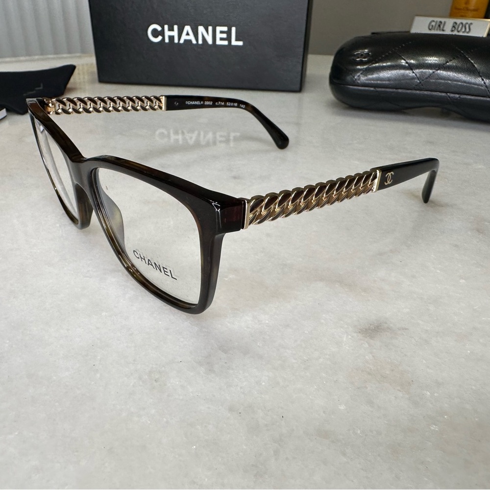 SOLD ✨ Chanel CC chain eyeglasses